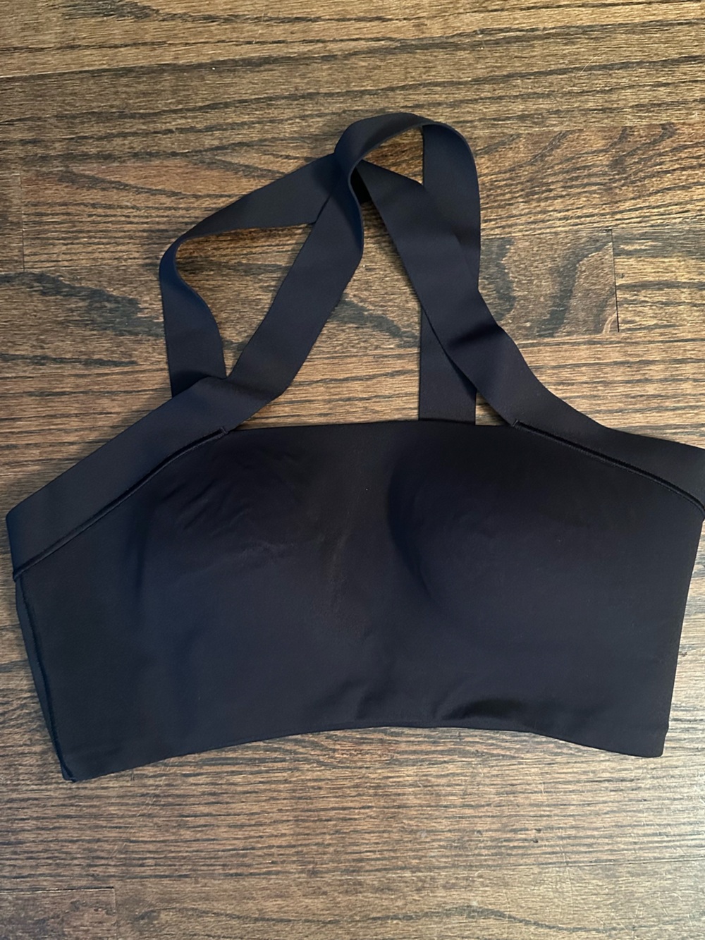 VSX Elevate Cross-Strap Bandeau Sports Bra